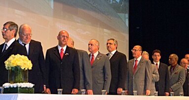 Odontologia une forças