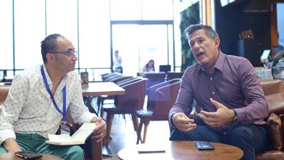 Maurice A. Salama: Klasik İletişim Ağından 400 Kat Hızlıyız