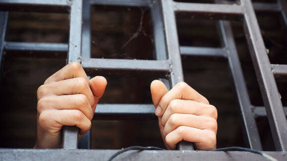 Inmate tries to smuggle drugs into prison using dental floss