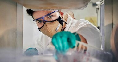 Selbstdesinfizierende Maske für besseren Virenschutz ﻿