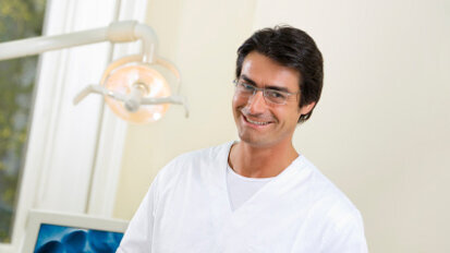 Les pratiques professionnelles des chirurgiens-dentistes à la loupe
