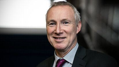 Scottish professor wins international dental research award