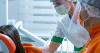 Mental health of dentists and dental hygienists fluctuated during COVID-19, study reports