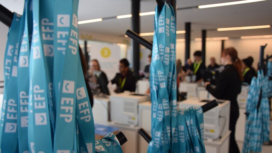EuroPerio is the leading congress
in periodontics and implant dentistry.