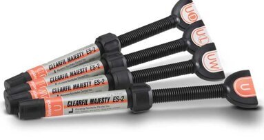 Simplificação inteligente com o novo CLEARFIL MAJESTY ES-2 Universal