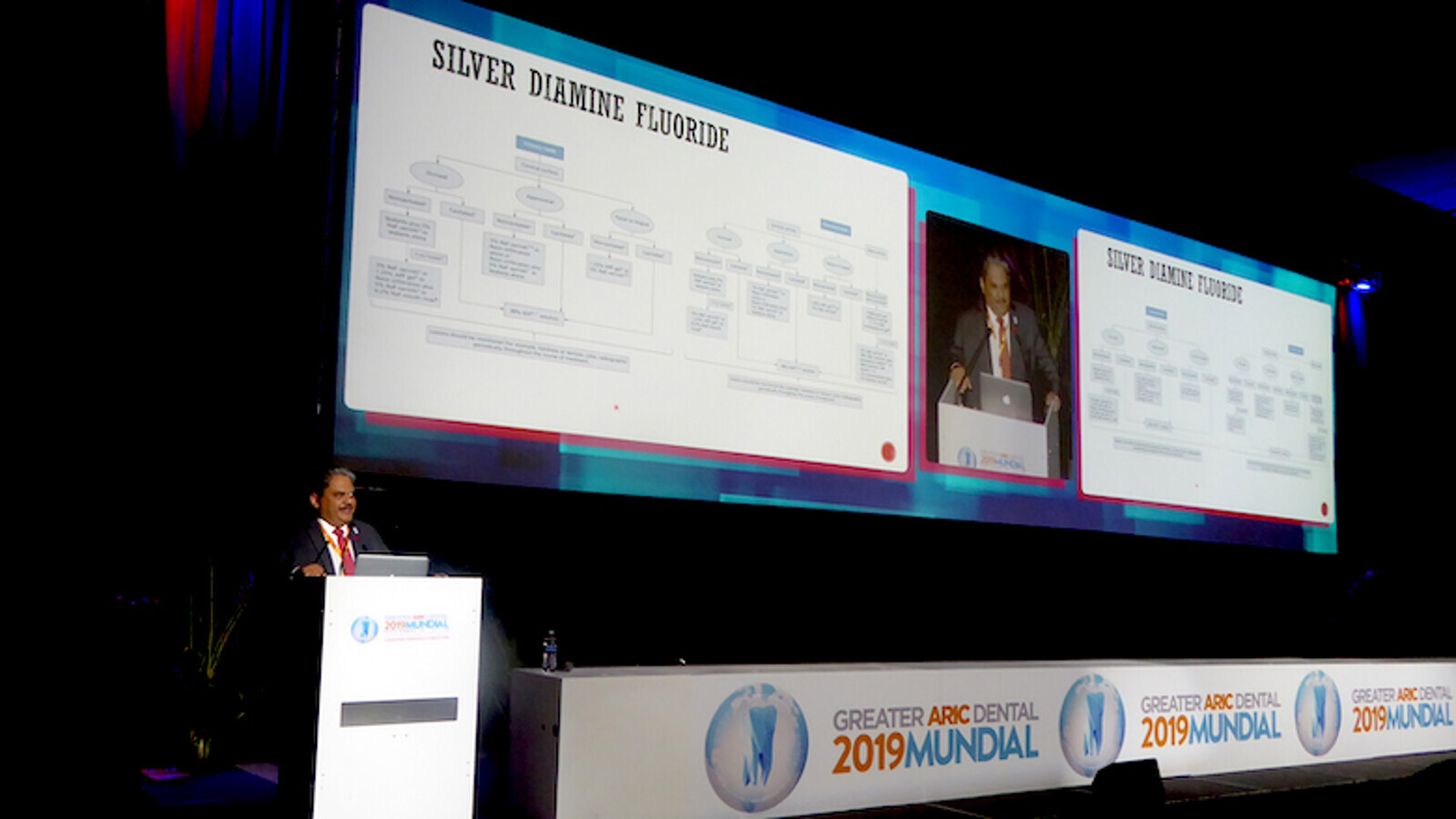 La conferencia del Dr. Lauro Medrano tratÃ³ sobre el uso del fluoruro diamino de plata en odontopediatrÃ­a