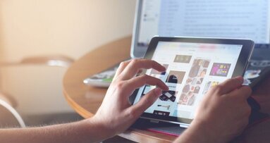 Computergebruik mogelijk van invloed op mondgezondheid
