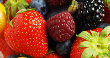 Researchers say the best teeth whitener is fruit
