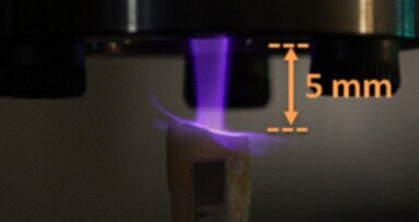 Cool plasma packs heat against biofilms