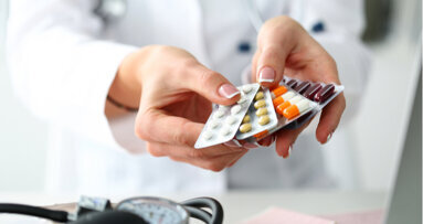 Study disproves need for antibiotic prophylaxis for prevention of dental implant infections