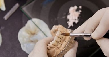 Diş Teknisyenleri Yıpranma Paylarını İstiyorlar