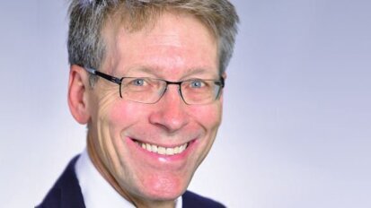专访Søren Jepsen 教授：“牙周疾病的高发趋势应被引起重视”