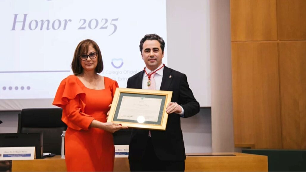 Miguel Pavão recebe Colegiado de Honor