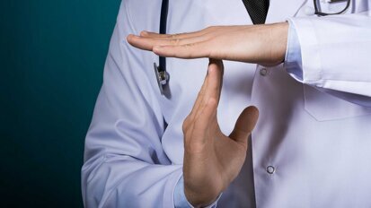 Widerstand gegen Kostenbremse-Initiative im Schweizer Gesundheitswesen