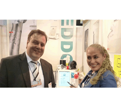 Revolucionario motor de implantes controlado por iPad