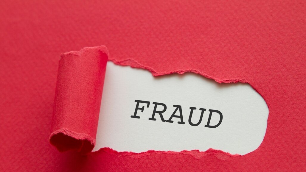 Frauderende kaakchirurg voor de tuchtrechter