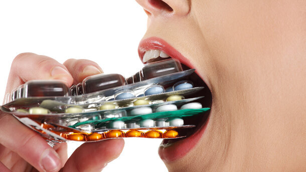 Usage et effets des antibiotiques : nécessité d’une mobilisation déterminée et durable