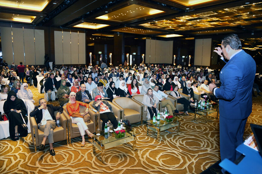 Dr. Daniel Vasquez, USA one of the leaders in digital dentistry presented the power of one visit dentistry