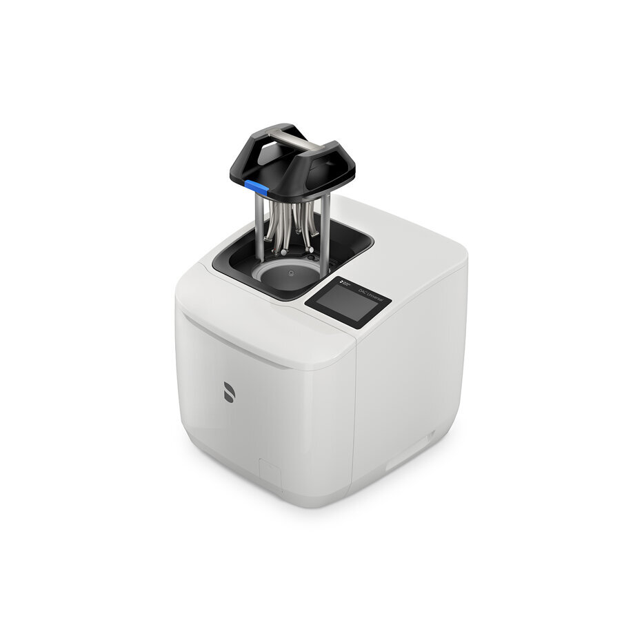The new DAC Universal D was launched in 2019 and features an intuitive user interface with its touch display. The DAC reprocesses up to six instruments fully automatically in approx. 15 minutes at the touch of a button.