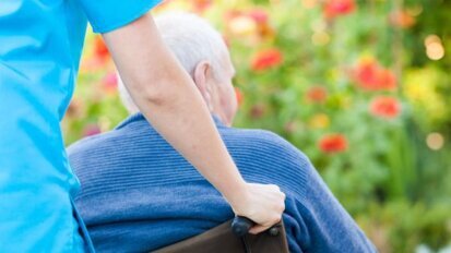 Parodontitis versnelt cognitieve achteruitgang bij Alzheimer
