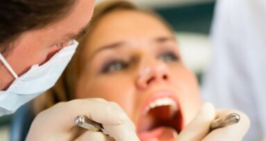 Coatings op implantaten mogelijk nuttig tegen ontstekingen