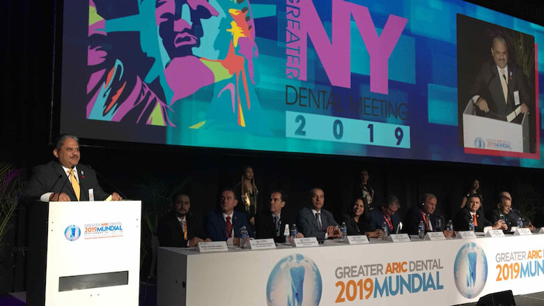 “No a los muros, sí a la colaboración”