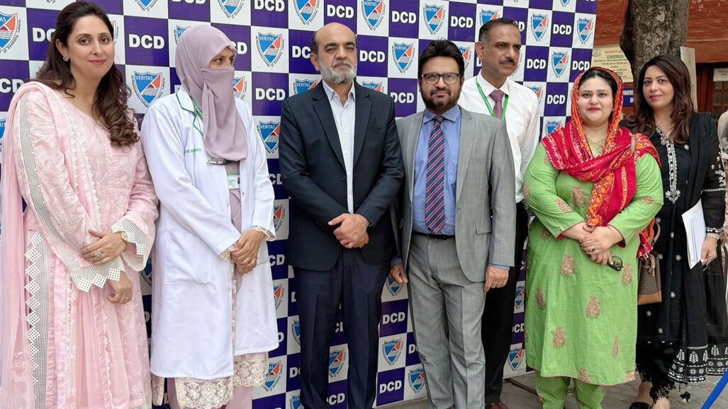 PDA Lahore celebrates white coat ceremony for BDS students at de'Montmorency College