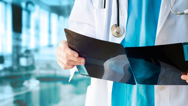 La malattia parodontale aumenta il rischio di cancro al seno nelle donne in postmenopausa
