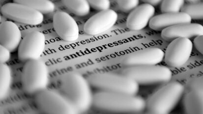 Uso de antidepressivo poderia aumentar o risco de falha em implante