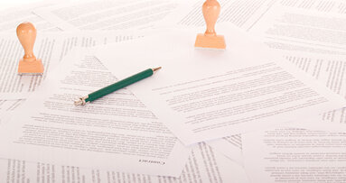 Autorizzazioni in Lazio, la Regione ammette che per gli studi monoprofessionali non servono