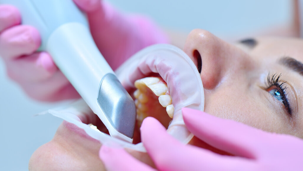 Bệnh nhân luôn phản ứng tích cực với thông tin trực quan, đặc biệt là khi thông tin đó liên quan đến miệng của họ!