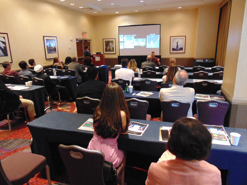 Dr. Aeklavya Panjali leads a course on ‘Platelet-Rich Fibrin (PRF) and Guided Bone Regeneration for Everyday Dentistry’ at the ICOI meeting.  (Photo: Fred Michmershuizen/DTA)