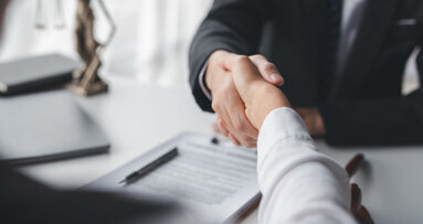 A-dec announces new partnership with Romanian dealer Tehnodent Poka
