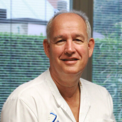 Dr Jakob Zwaan