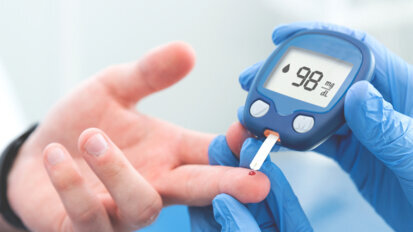 Wechselbeziehung zwischen Diabetes und Zahnfleischentzündungen