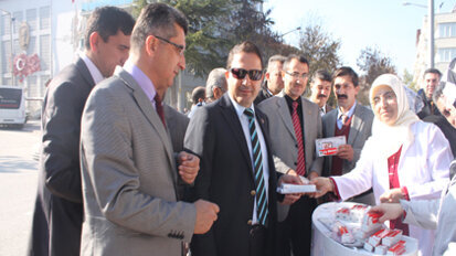 Burdur Sağlık Müdürlüğü Diş Macunu Dağıttı