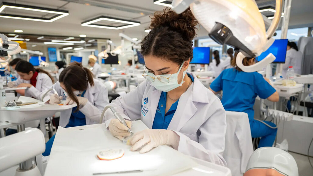 PMDC moves to standardize private medical, dental college fees to curb rising costs