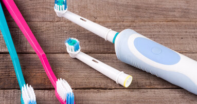 New evidence confirms long-term benefits of electric toothbrush use