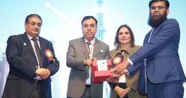 Prof. Dr. Zubair Hassan Awaisi inspires dental community with groundbreaking lecture at PDA Conference