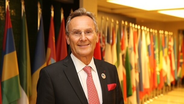Patrick Hescot élu Président 2015-2017 de la FDI