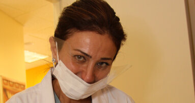 Dentist offers free exams and cleanings, raises money for environment