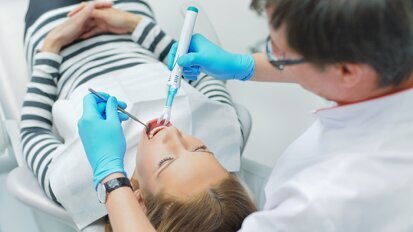 Dlaczego Polacy boją się wizyt u dentysty?