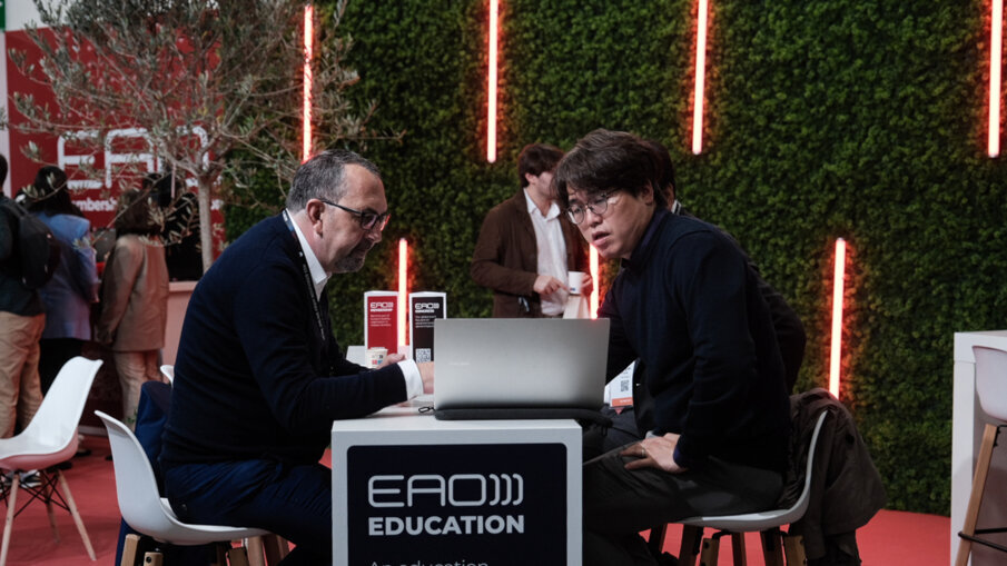 Details make perfection Global experts push the boundaries of osseointegration at EAO 2024