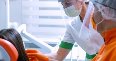 Recomiendan el uso de mascarilla en las clínicas dentales