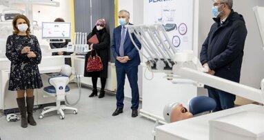 Primele unități de simulatoare Planmeca din România oferă noi posibilități pentru educația dentară