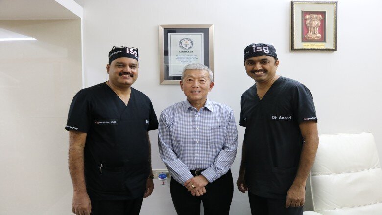 Dr.Kenji (Centre) with Dr.Girish Rao (Left) and Dr.Anandakrishna GN (right)