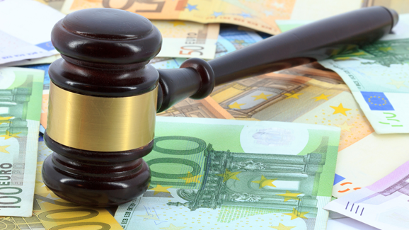 Behandlungsfehler: Zahnarzt muss Schmerzensgeld zahlen
