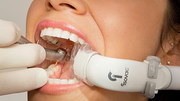 Better Isolation = Better Dentistry = Isovac Adapter NIEUW!