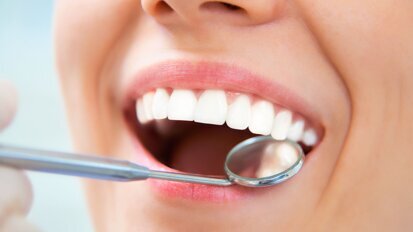 Rol orthodontist: zorgverlener of verkoper?