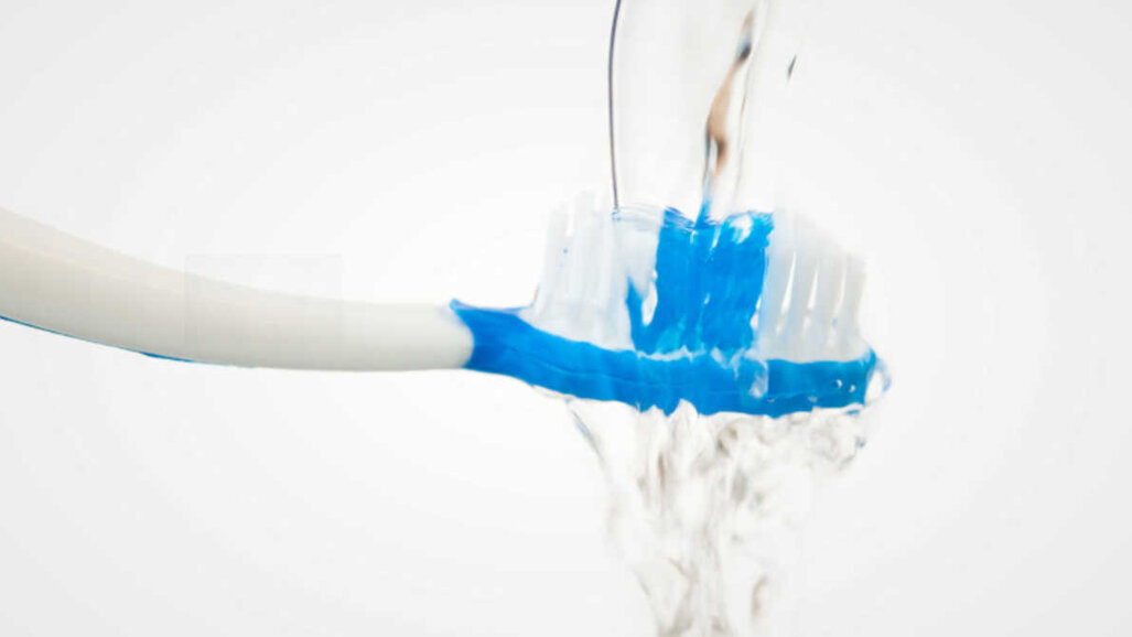Exposição ao flúor durante a gravidez associada a QI baixo em crianças
